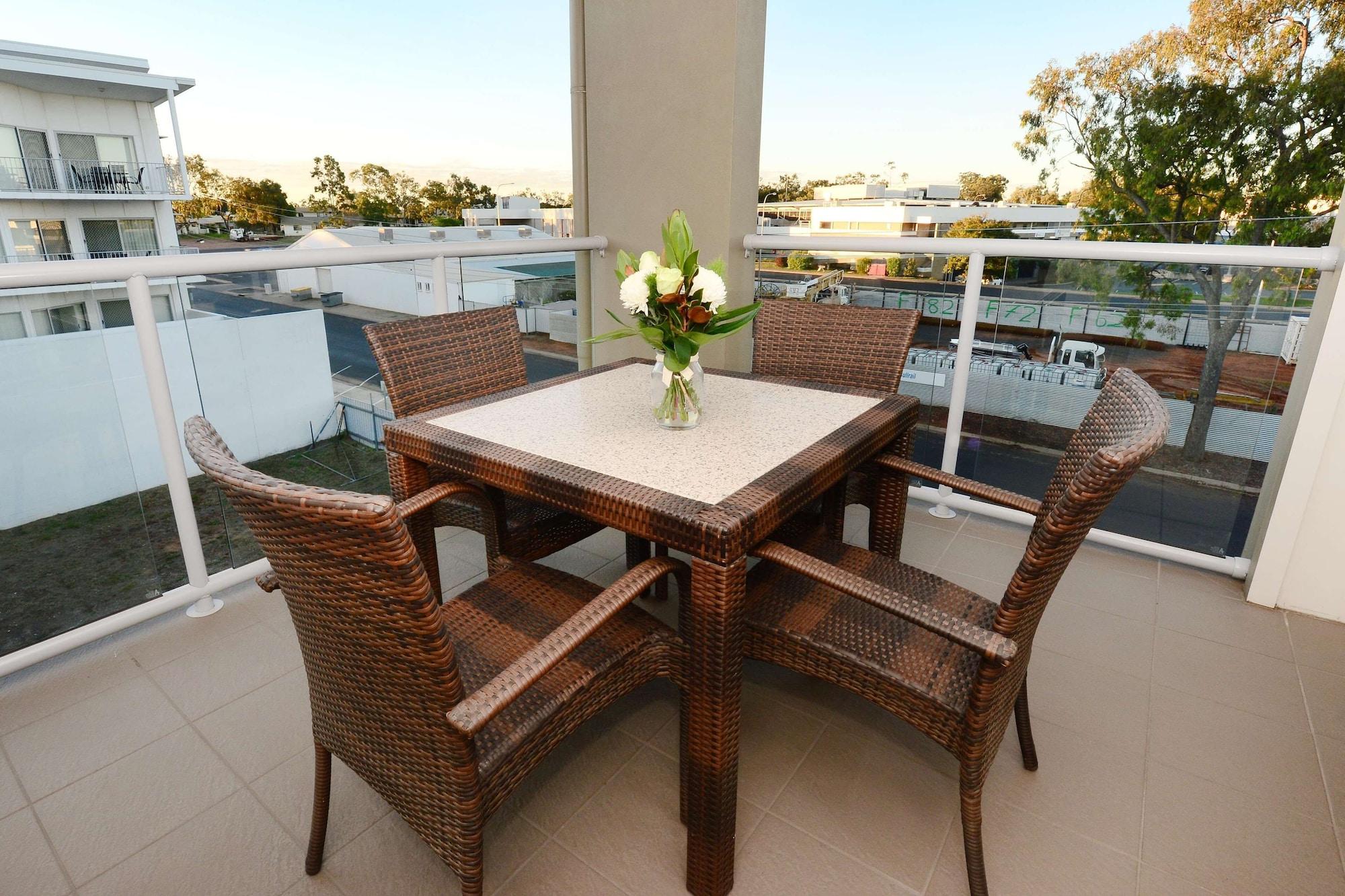 Oaks Moranbah Suites Dış mekan fotoğraf